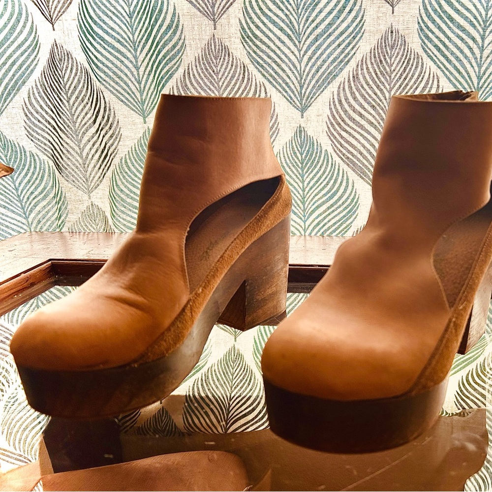 Free People Clogs platform wooden heel made in Spain size 41